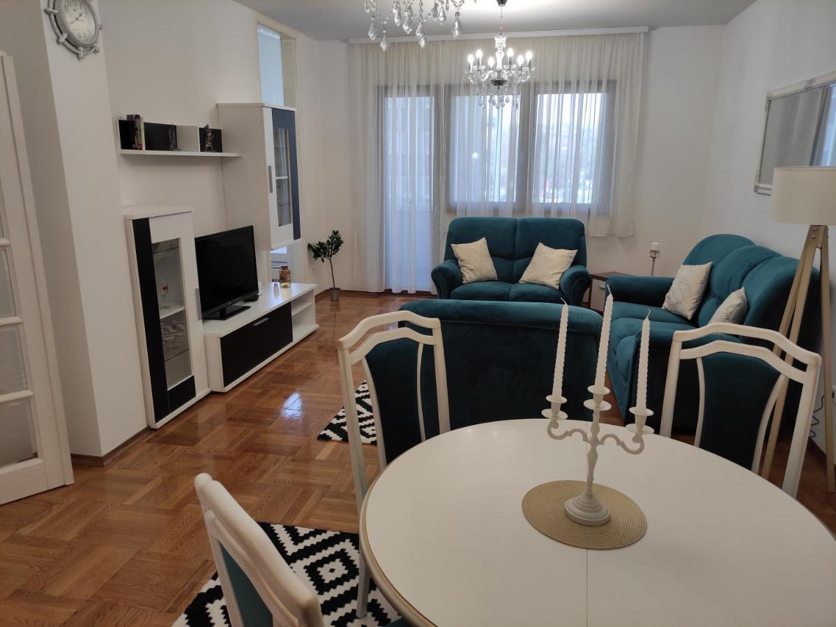Apartment Dajak Centar Banja Luka Exteriér fotografie